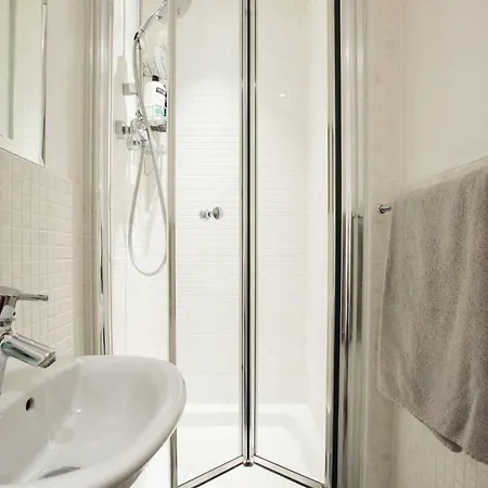 The Clifton Jewel - Trendy 4bdr In * Bristol